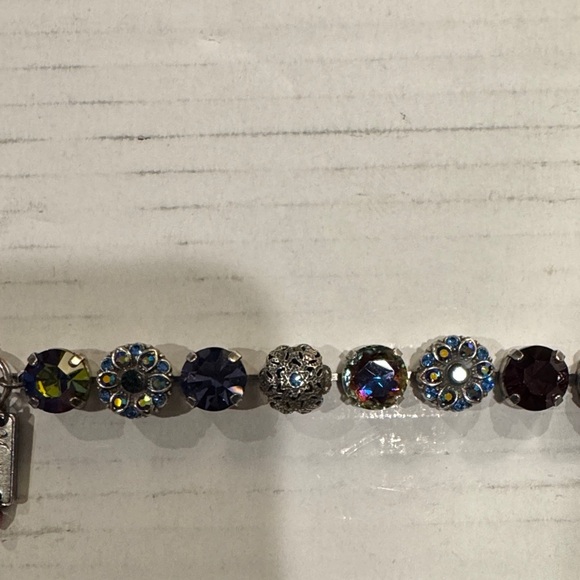 Elegant Multicolor Crystal Bracelet - Picture 3 of 5